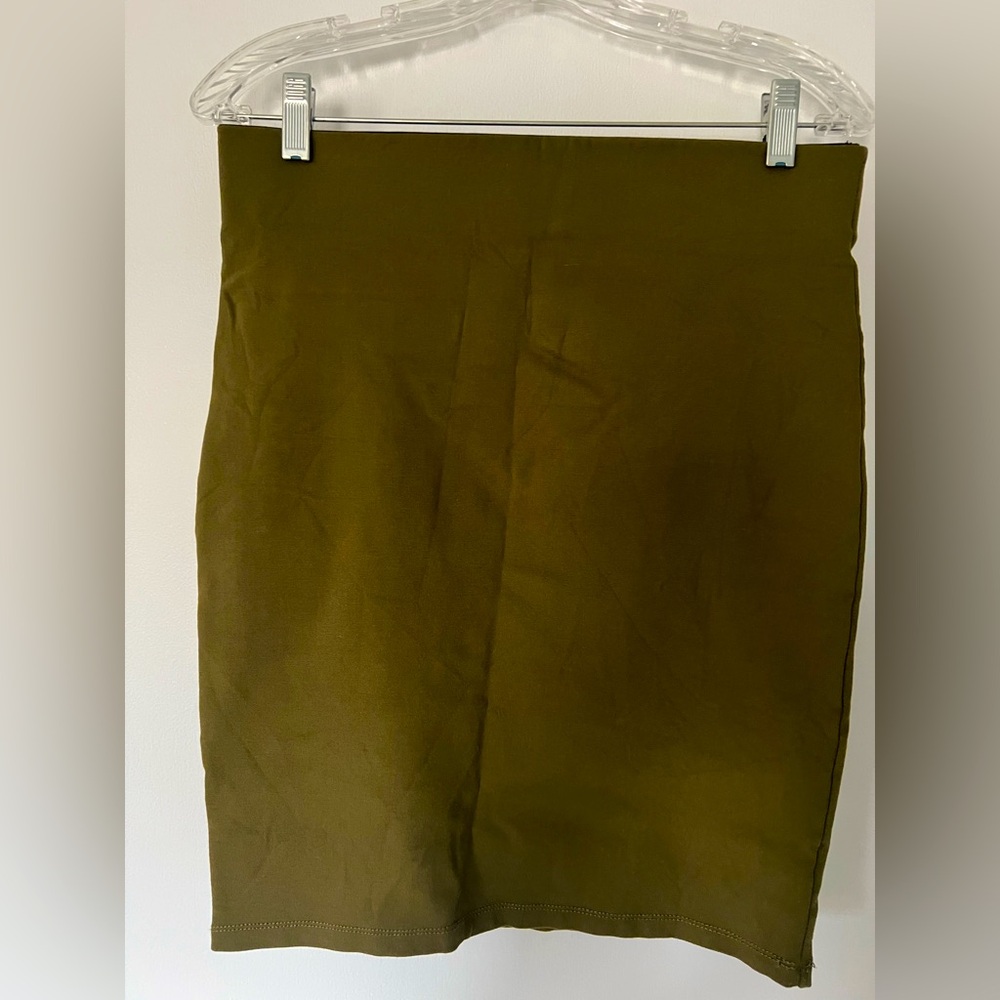Shinestar pull on skirt